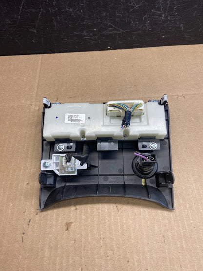 2011 to 2015 Nissan Rogue Heater Temperature AC Climate Control OEM AB9254 DG3