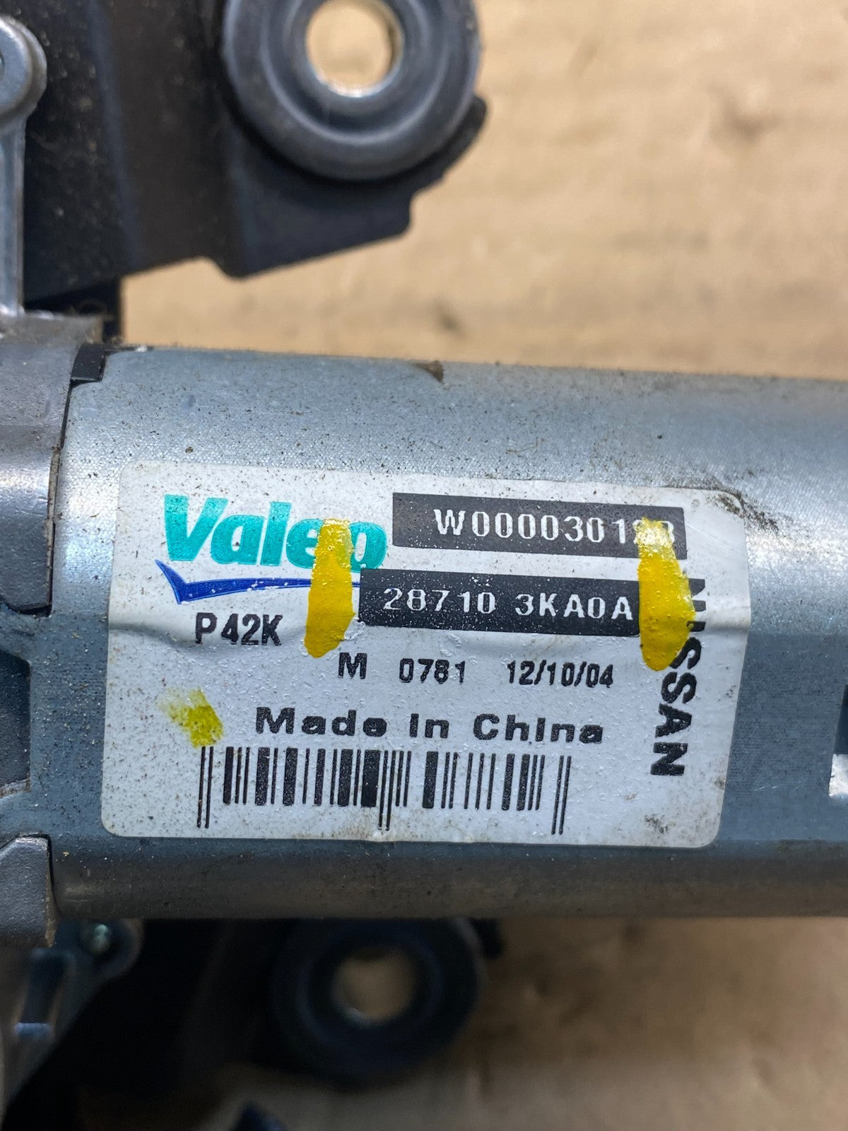 2013-2016 Nissan Pathfinder Back Door Rear Wiper Motor Wiper Blade AD9617 DG6