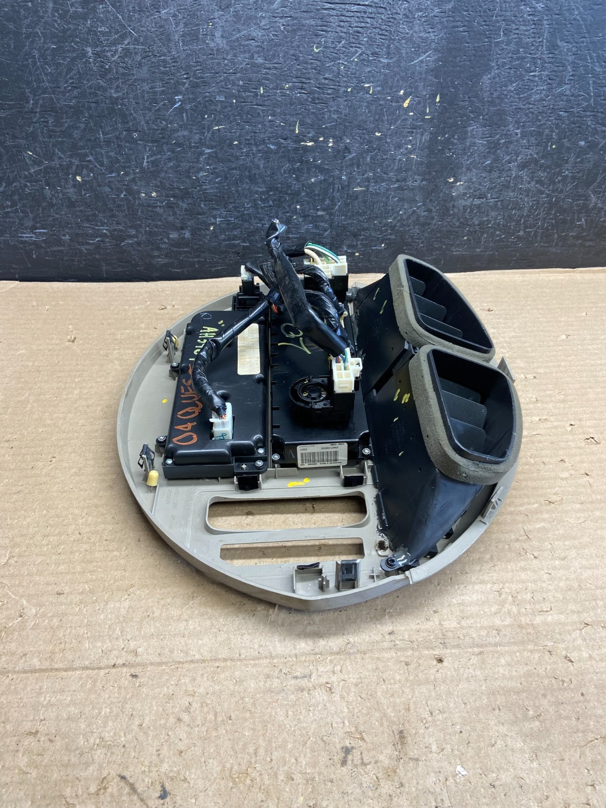 2004 to 2005 Nissan Quest Climate Control Hvac AC AH3984 DG4