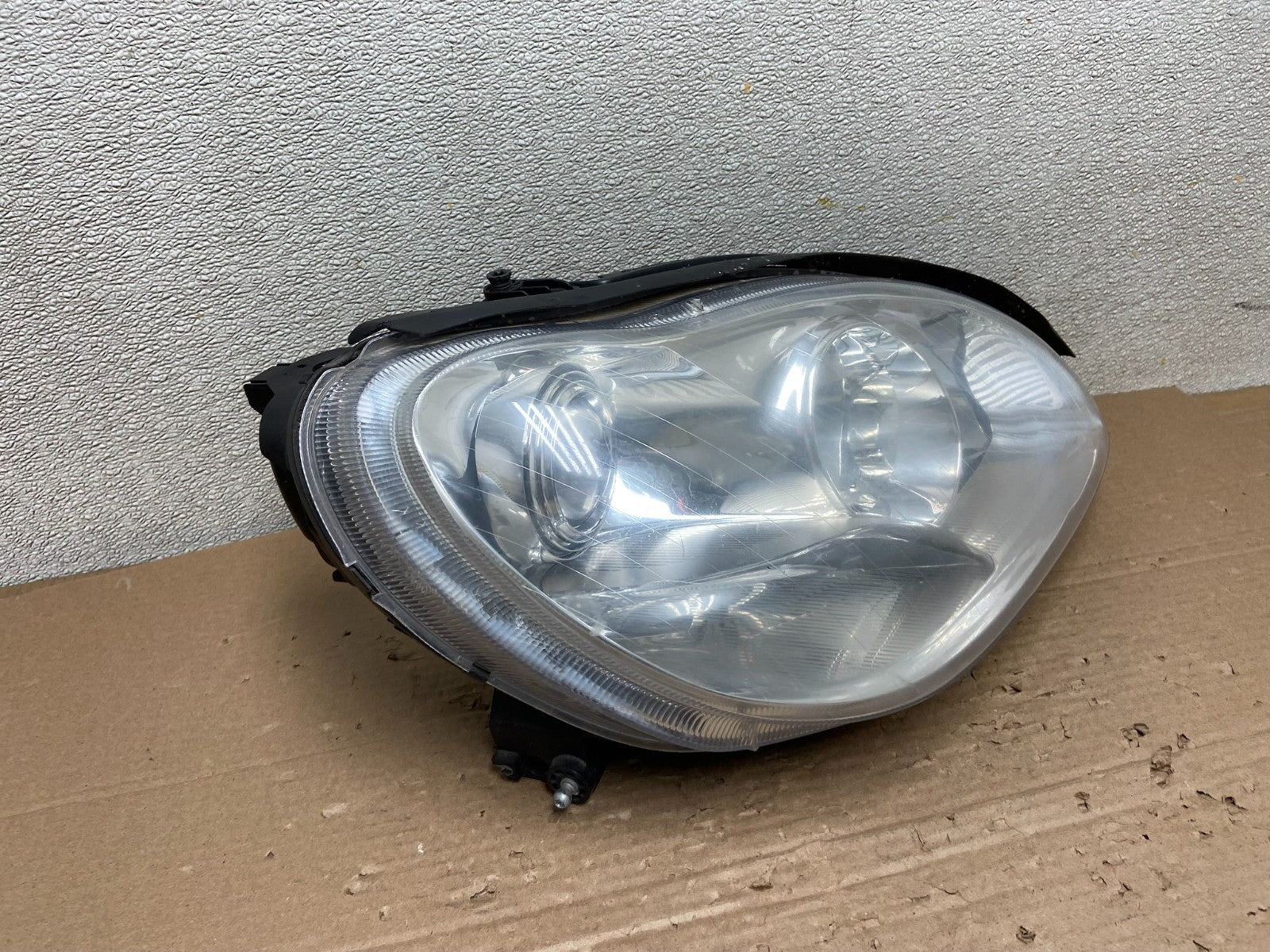Halogen 2003 to 2006 Mercedes S-Class Right Passenger RH Headlight AB1542 DW2