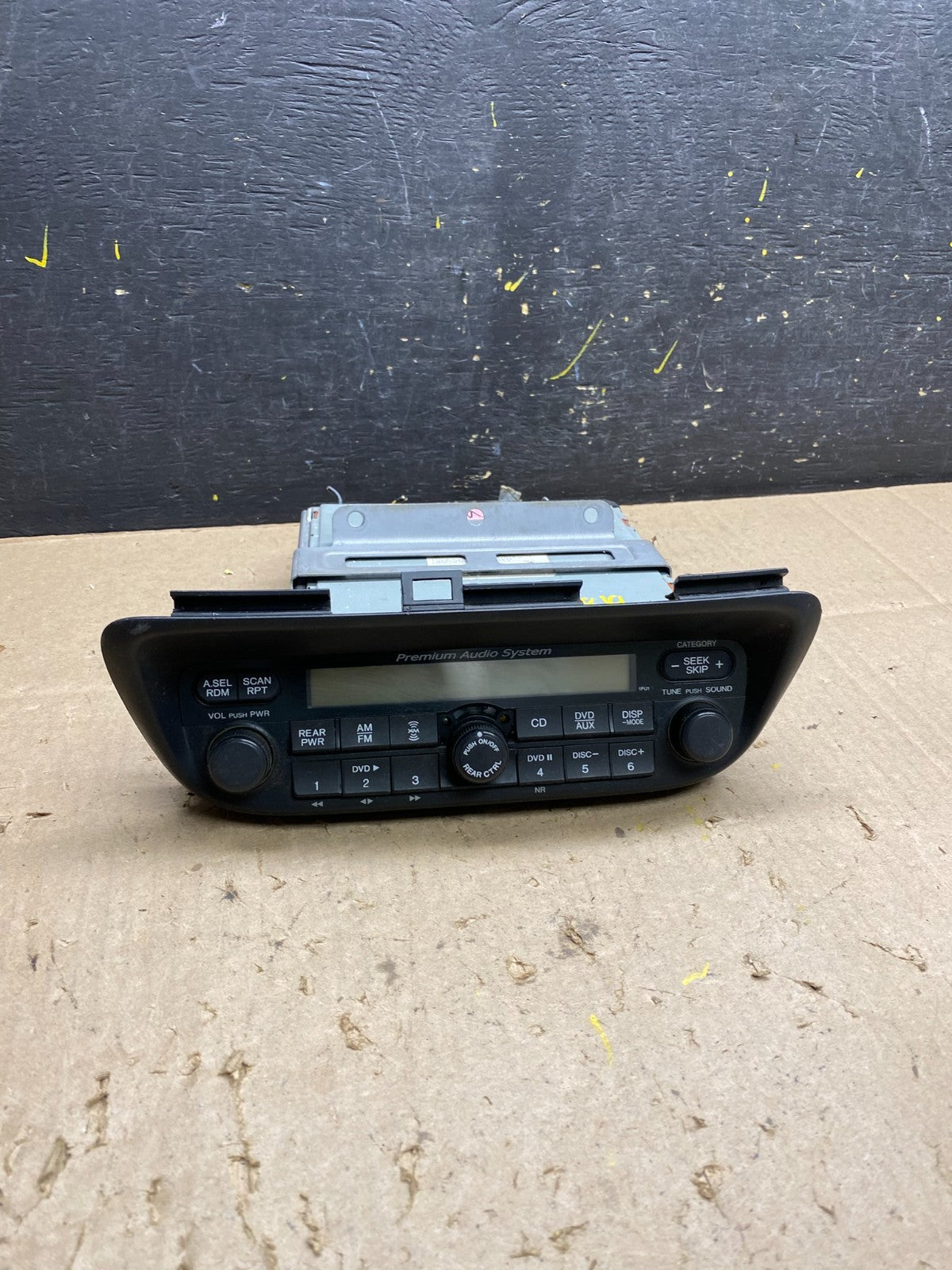 2005 to 2010 Honda Odyssey Am Fm Cd Player Radio Receiver U4819 DG0