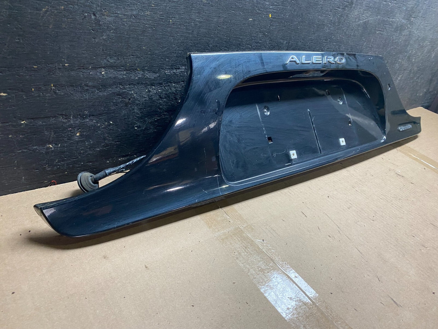 1999 to 2004 Oldsmobile Alero Trunk Lid License Plate Panel Oem C4110 DG11