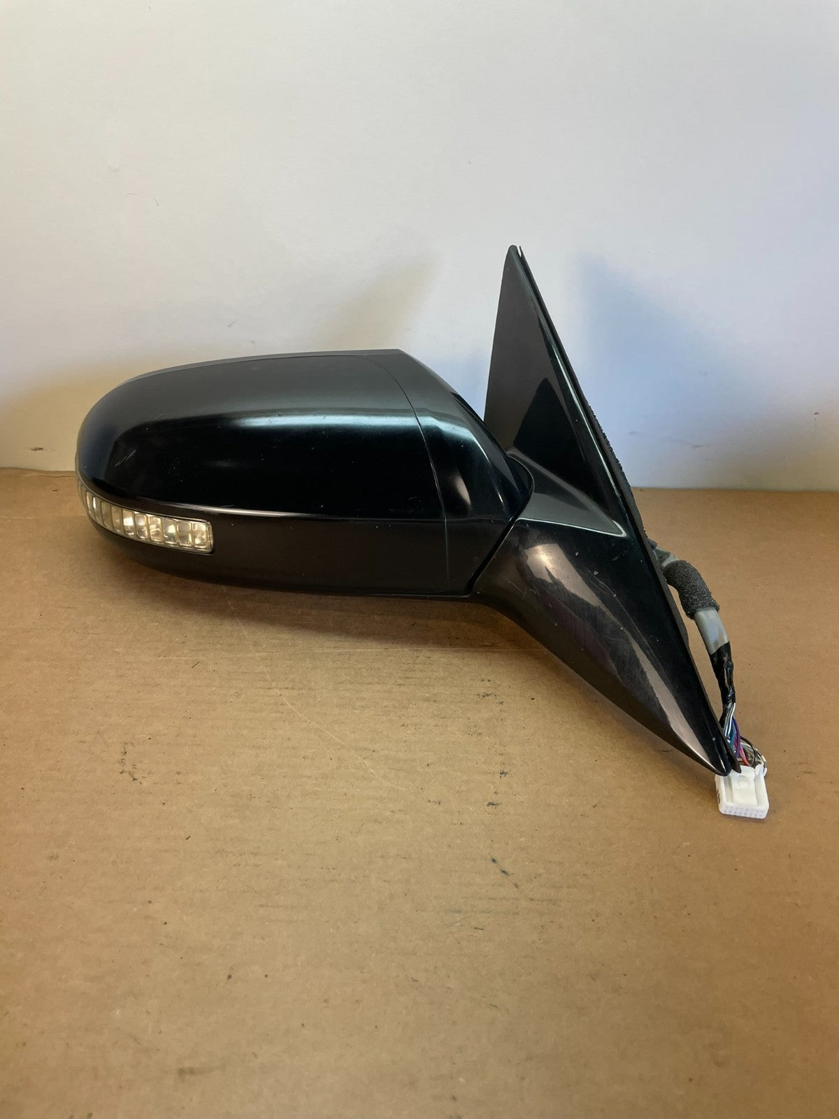 2009-2014 Nissan Maxima Right Passenger View Turn Signal Door Mirror AG05900