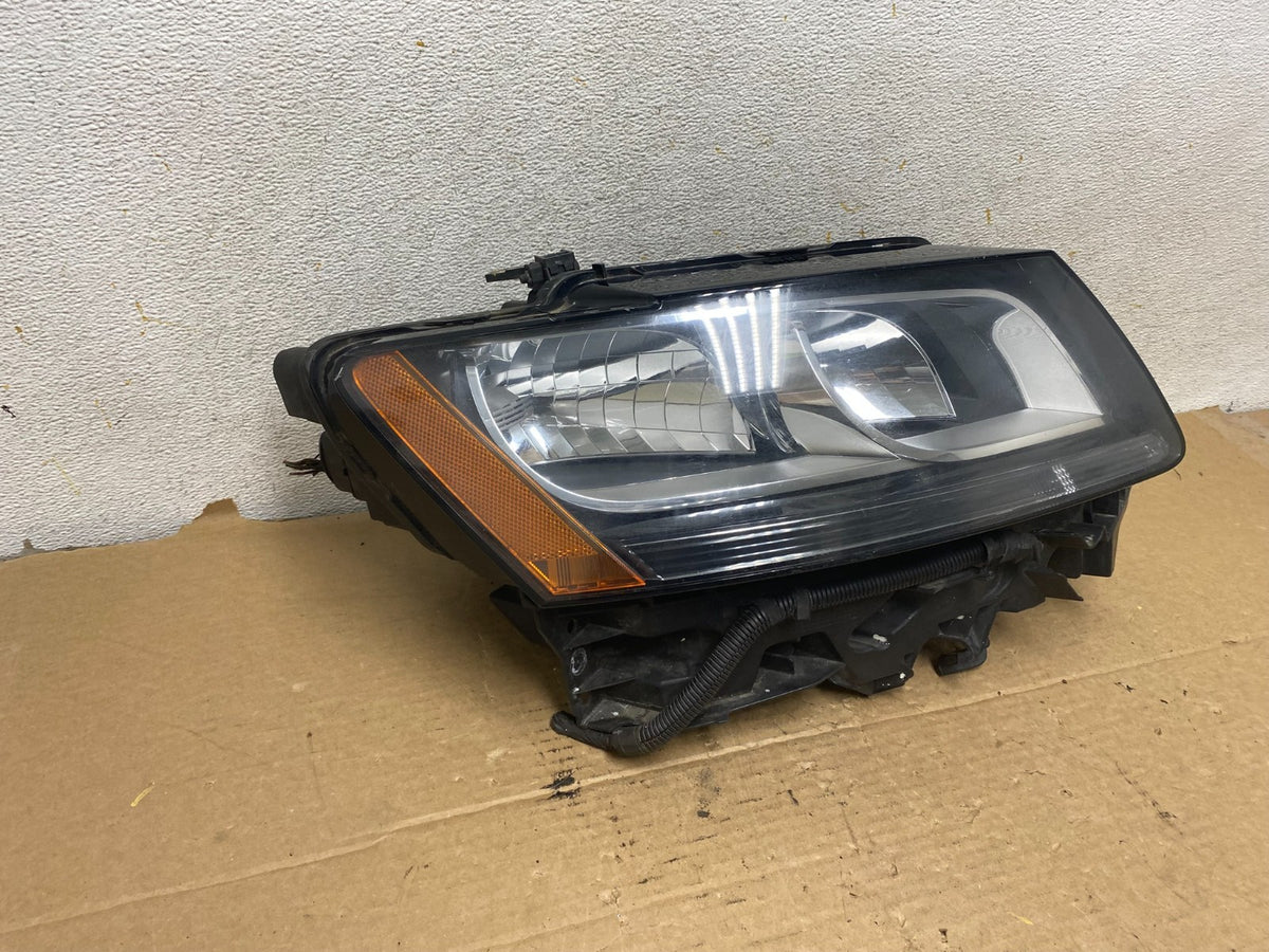 2009 to 2012 Audi Q5 Right Passenger RH Side Halogen Headlight AH8081 DW1