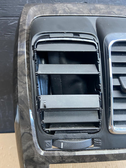 2007 - 2012 GMC Acadia A/C Heater Climate Control Radio Panel Bezel OE AE3945 DG1