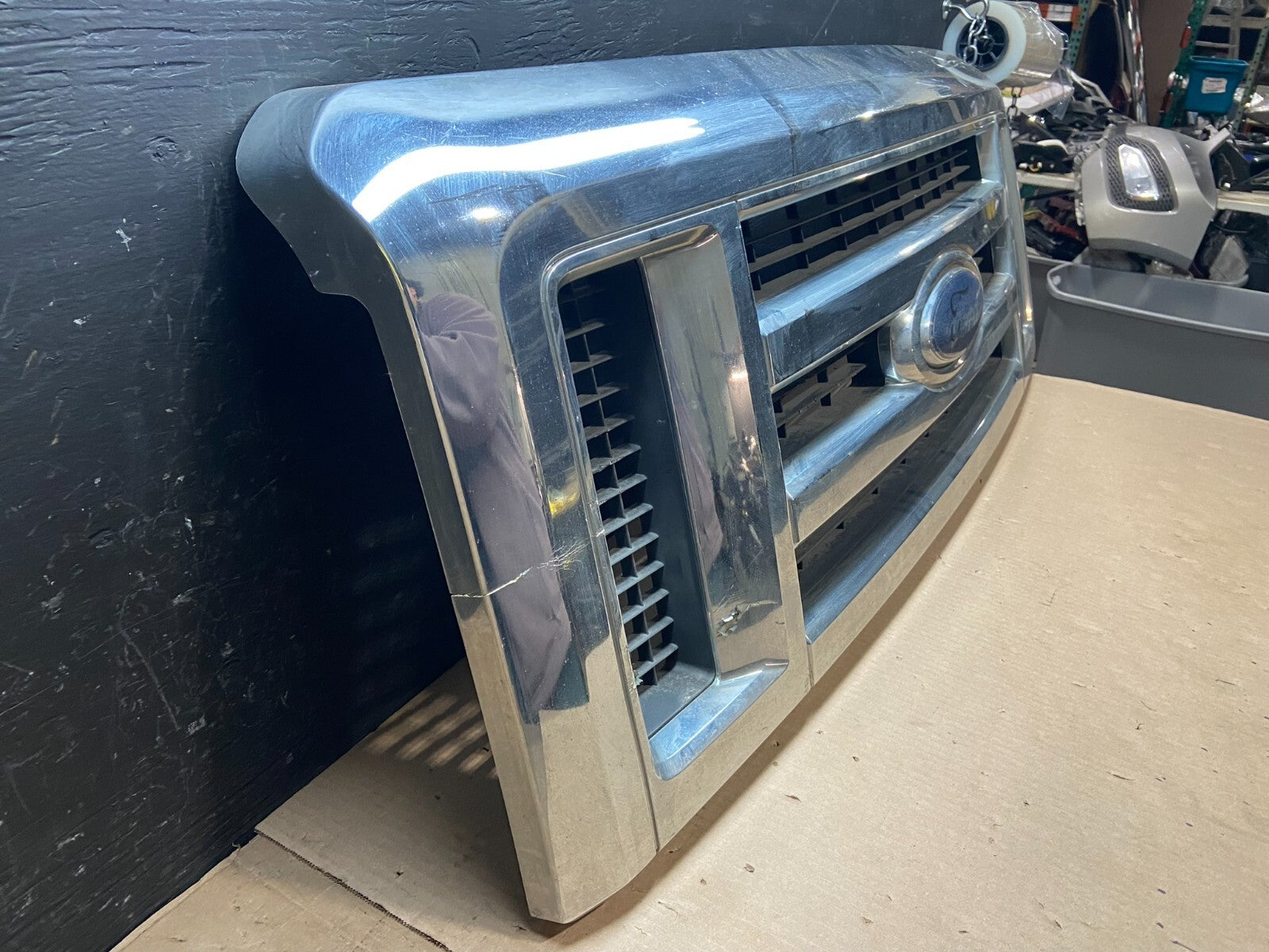 2008 to 2014 Ford Econoline E150 E250 Front Upper Chrome Grill Grille Oem E86042
