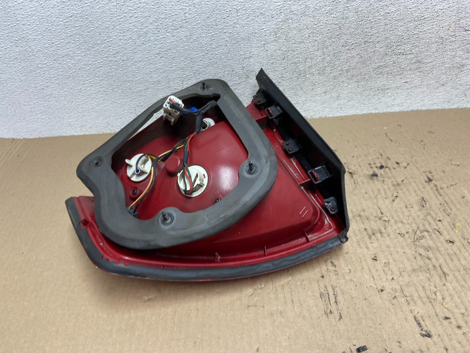 2007 to 2008 Kia Spectra Sedan Left Driver LH Side Tail Light AF5930 DG4