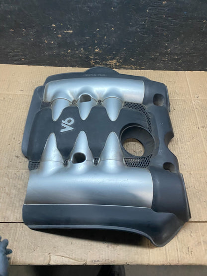 2006 to 2008 Kia Sedona V6 3.8L Engine Motor Cover T9487 DG3
