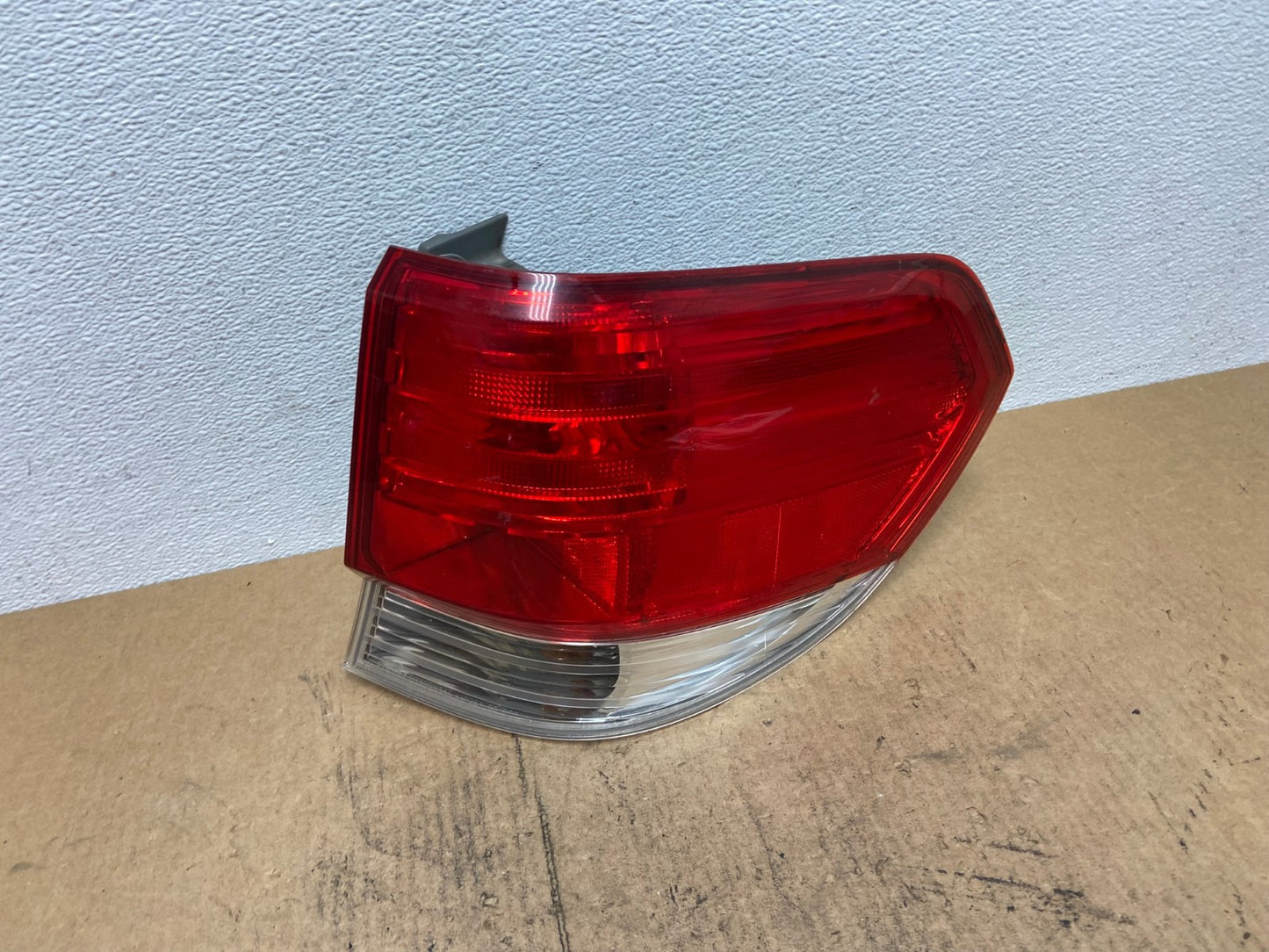 2008 2009 2010 Honda Odyssey Right Passenger Side Tail Light Oem AC3692 LK0