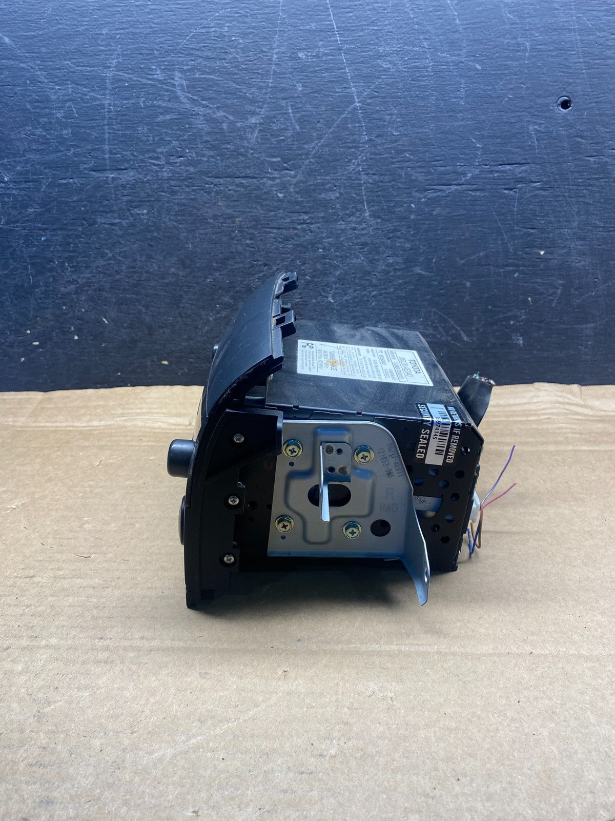 2004 to 2010 Toyota Sienna AM FM CD WMA Mp3 Radio Receiver AH4808 DG1