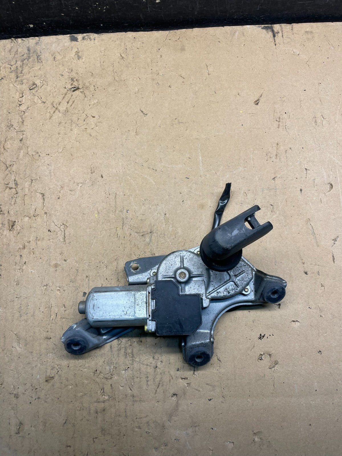 2011-2020 Toyota Sienna Rear Windshield Washer Wiper Motor W6852 DG0