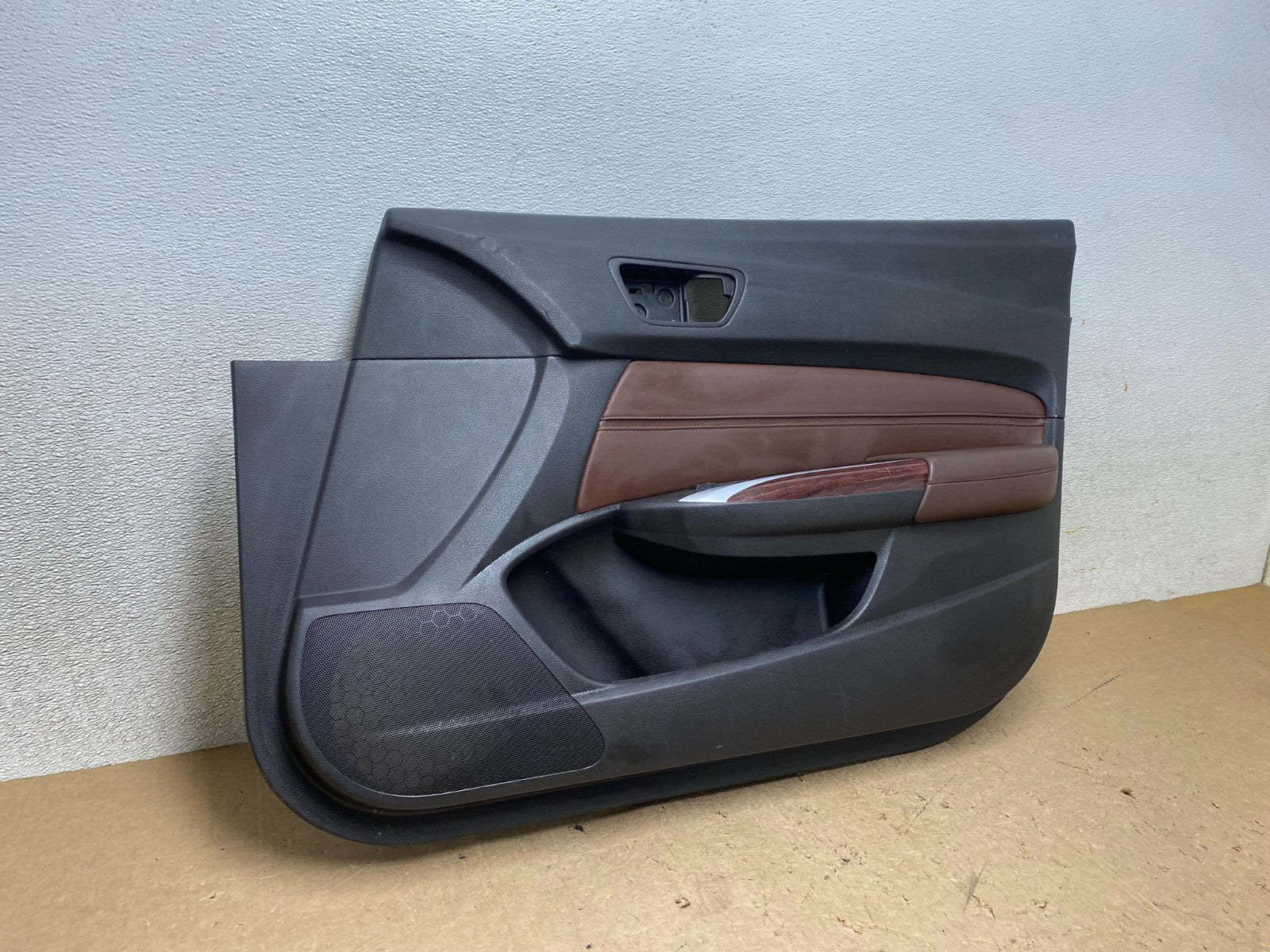 2015-2017 Acura TLX Front Right Passenger Door Panel Trim Cover W9207 DG2