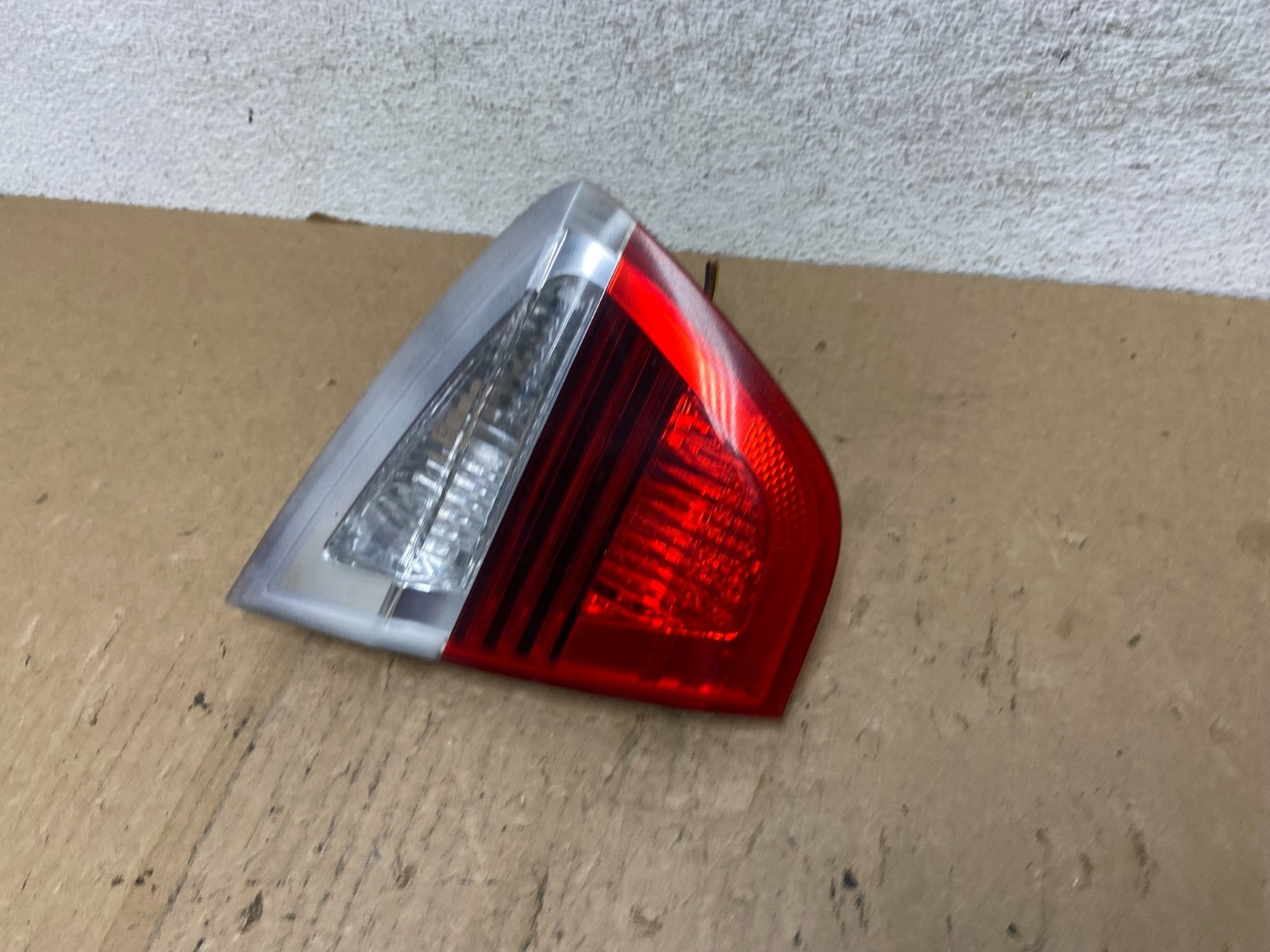 2006 to 2008 BMW 325i 328i 330i 335i Left Rear Inner Tail Light AF98801