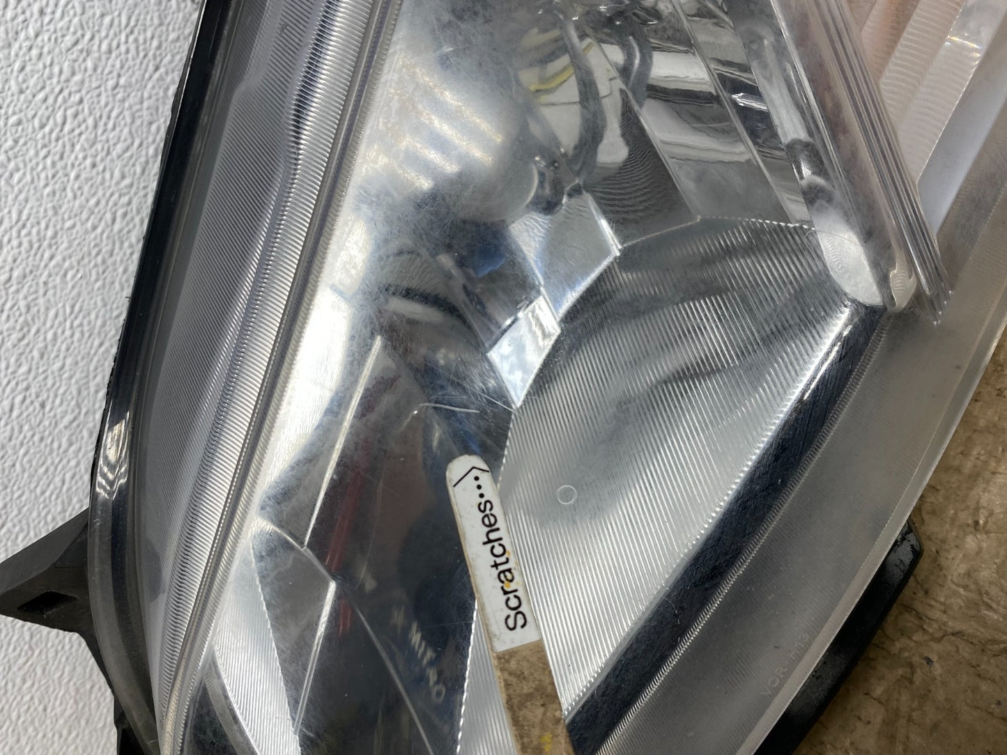 2013 to 2017 Nissan NV200 Left Driver LH Halogen Headlight AC0366 DW3