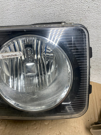 2006 to 2010 Hummer H3 Left+Right Halogen Headlights AE9018 DW3