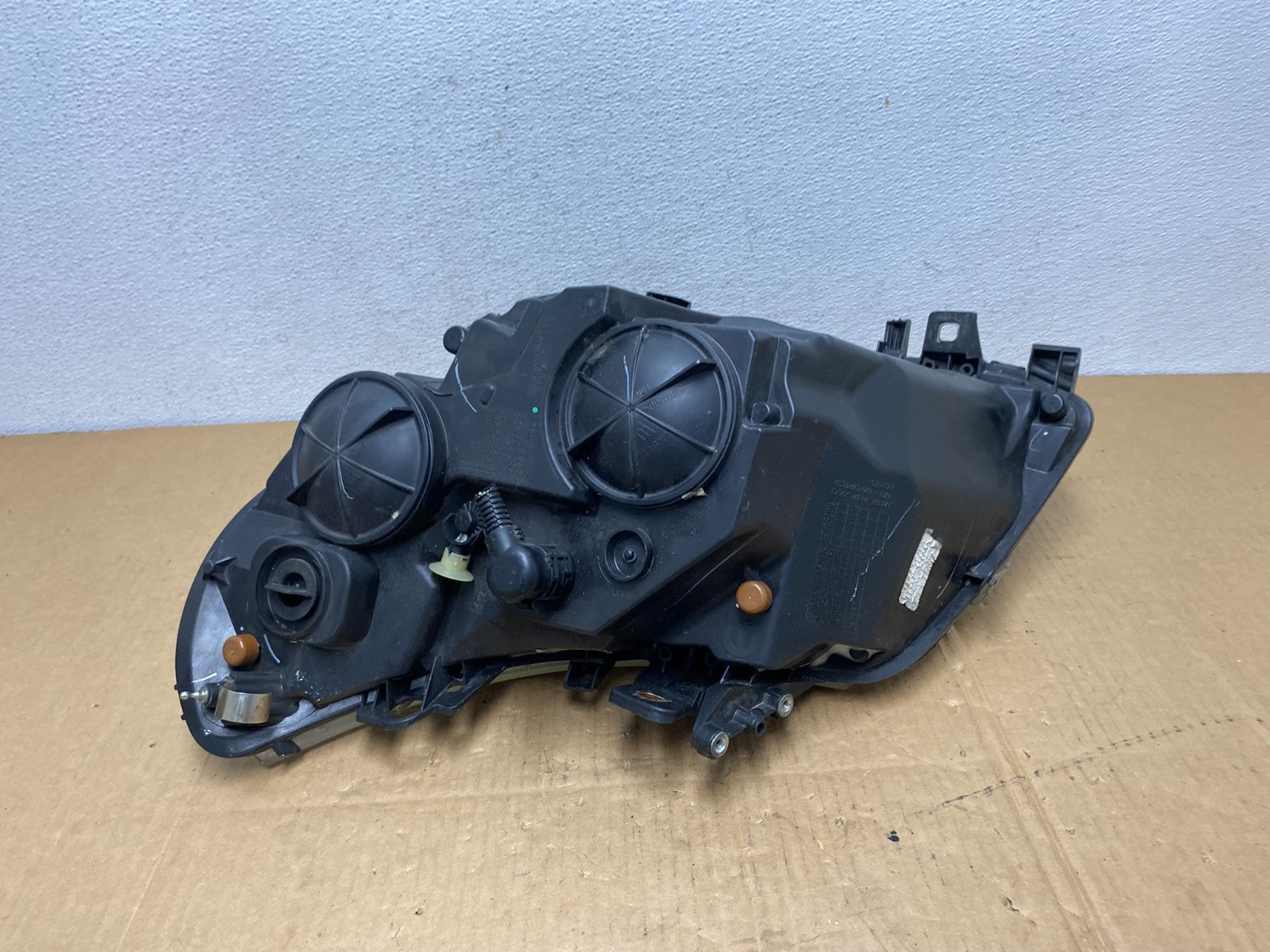 2014 - 2020 Dodge Ram Promaster Right Passenger RH Halogen Headlight AC7630 DW8