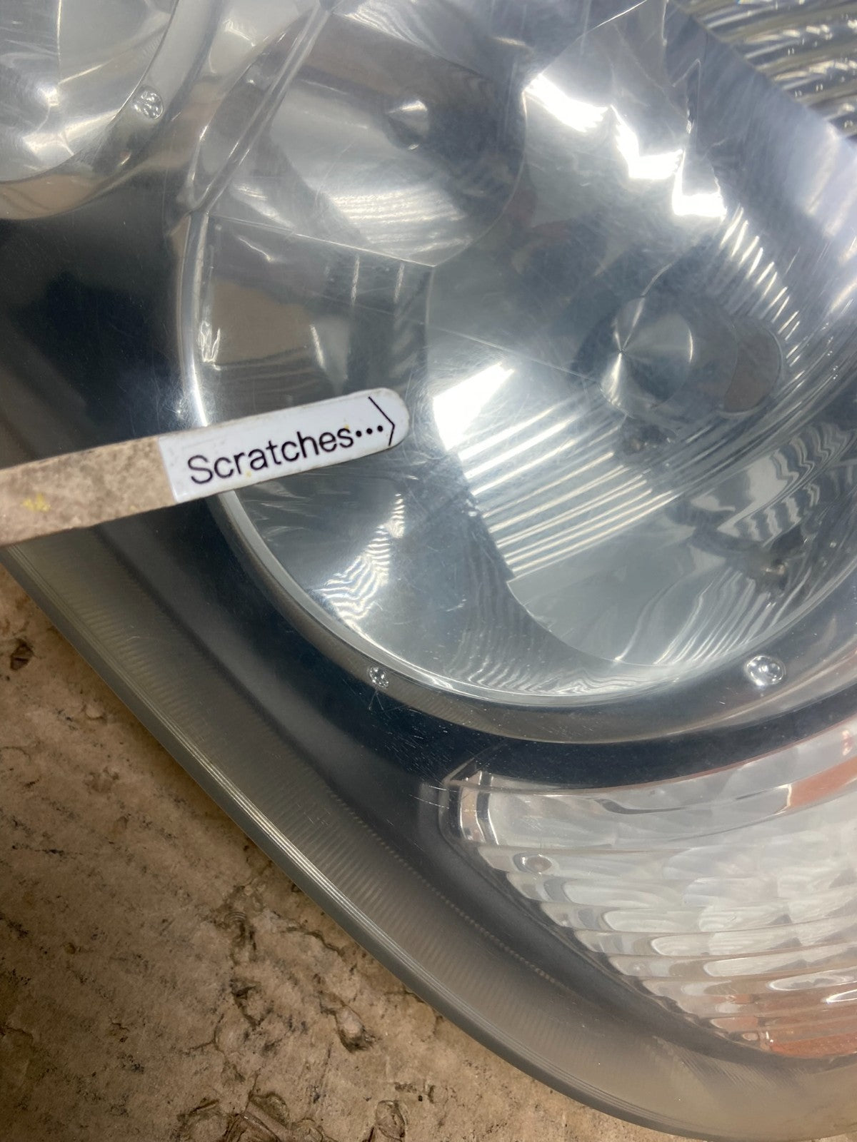 2001 2002 2003 Toyota Highlander Headlight Left Driver LH Side AB4884 DW3
