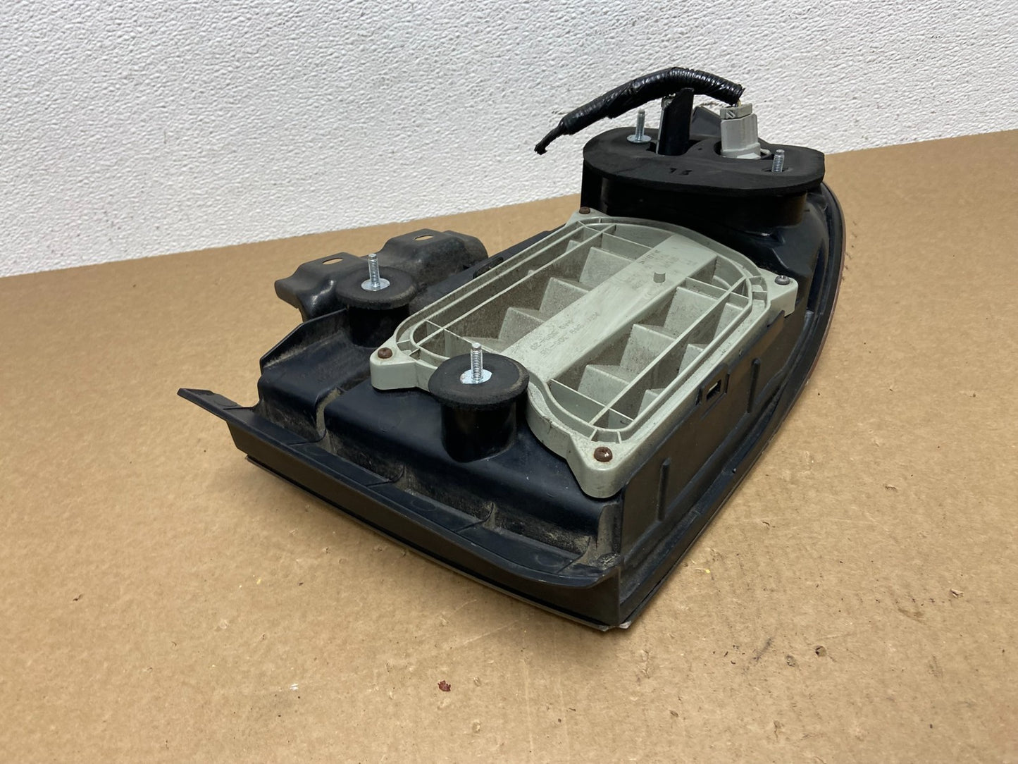 2007 - 2008 Acura Tl Right Passenger Rh Side Tail Light AC1062 DW6