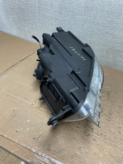 2009 to 2012 Volkswagen CC Right Passenger RH Headlight Halogen Oem AA9581 DW9
