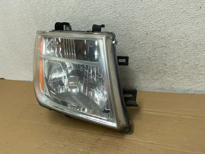 2005-2007 Nissan Pathfinder Halogen Headlight Right Passenger Rh AG8868 DW2