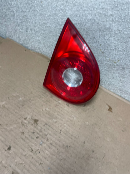 2006-2009 Volkswagen Golf Left Driver Lh Side Tail Light Inner Trunk AA9978 LK1