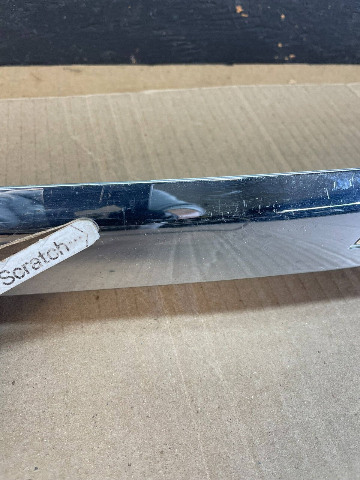 2011 to 2014 Ford Explorer Rear Tailgate Gate Trim Molding With Camera AC1956 DG3