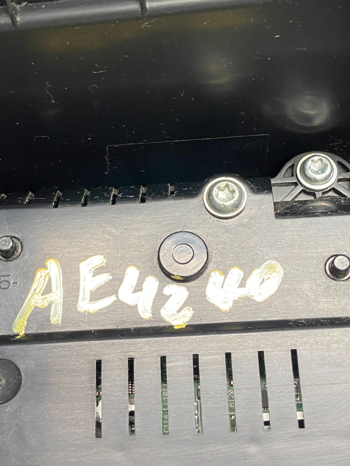 2020 to 2023 Ford Explorer Console Radio Display Screen Air Vents AE4240 DG6