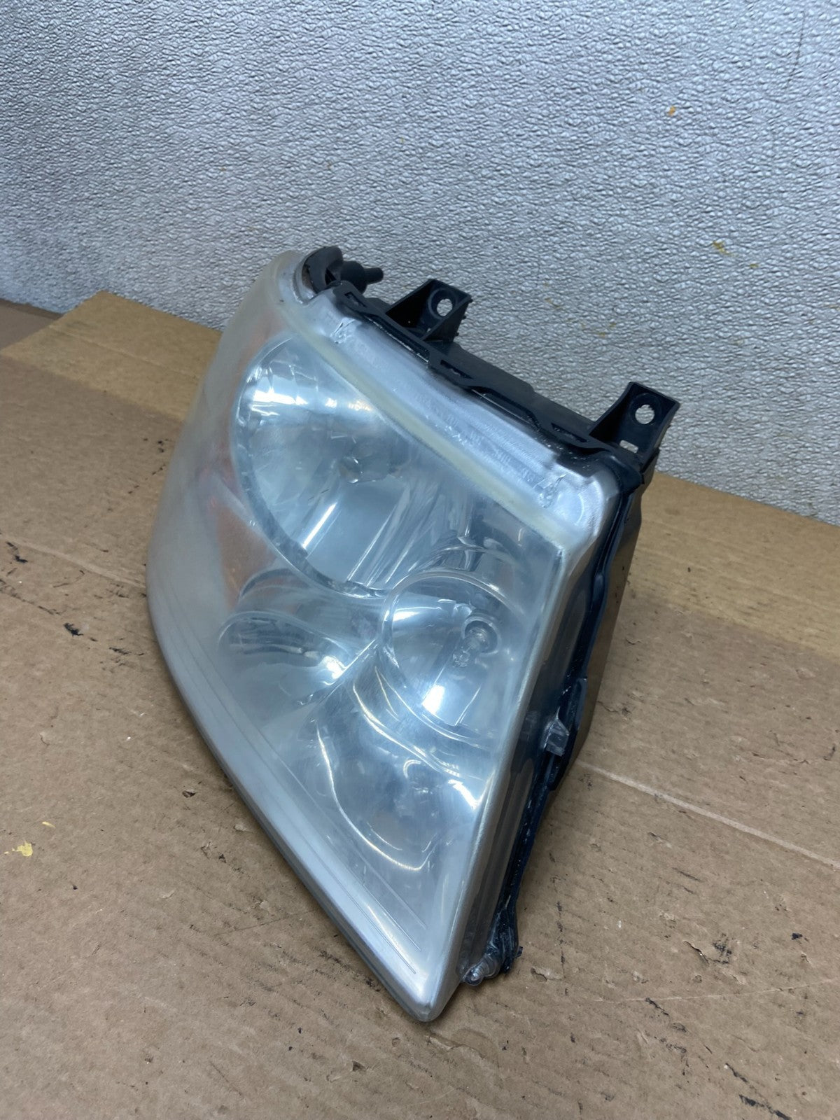 2003 - 2006 Ford Expedition Right Passenger Side Headlight Halogen Oem AB5277 DW1