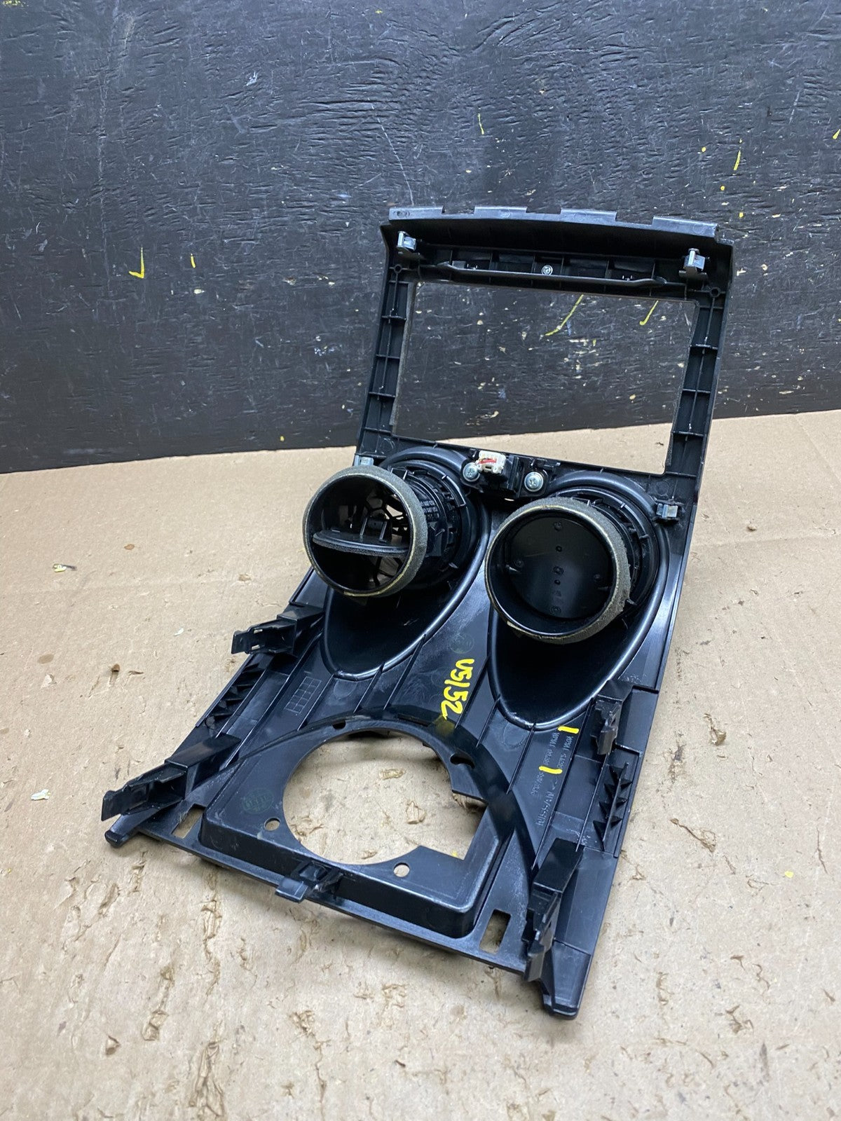 2011 2012 2013 Nissan Rogue Dash Upper Center Radio Bezel Trim U5152 DG3