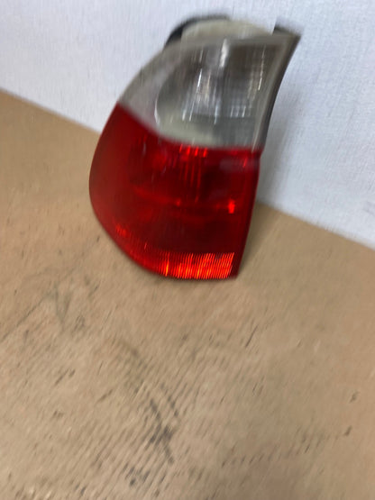 2004 2005 2006 BMW E53 X5 Left Driver Lh Side Tail Light Oem AC3075 LK1