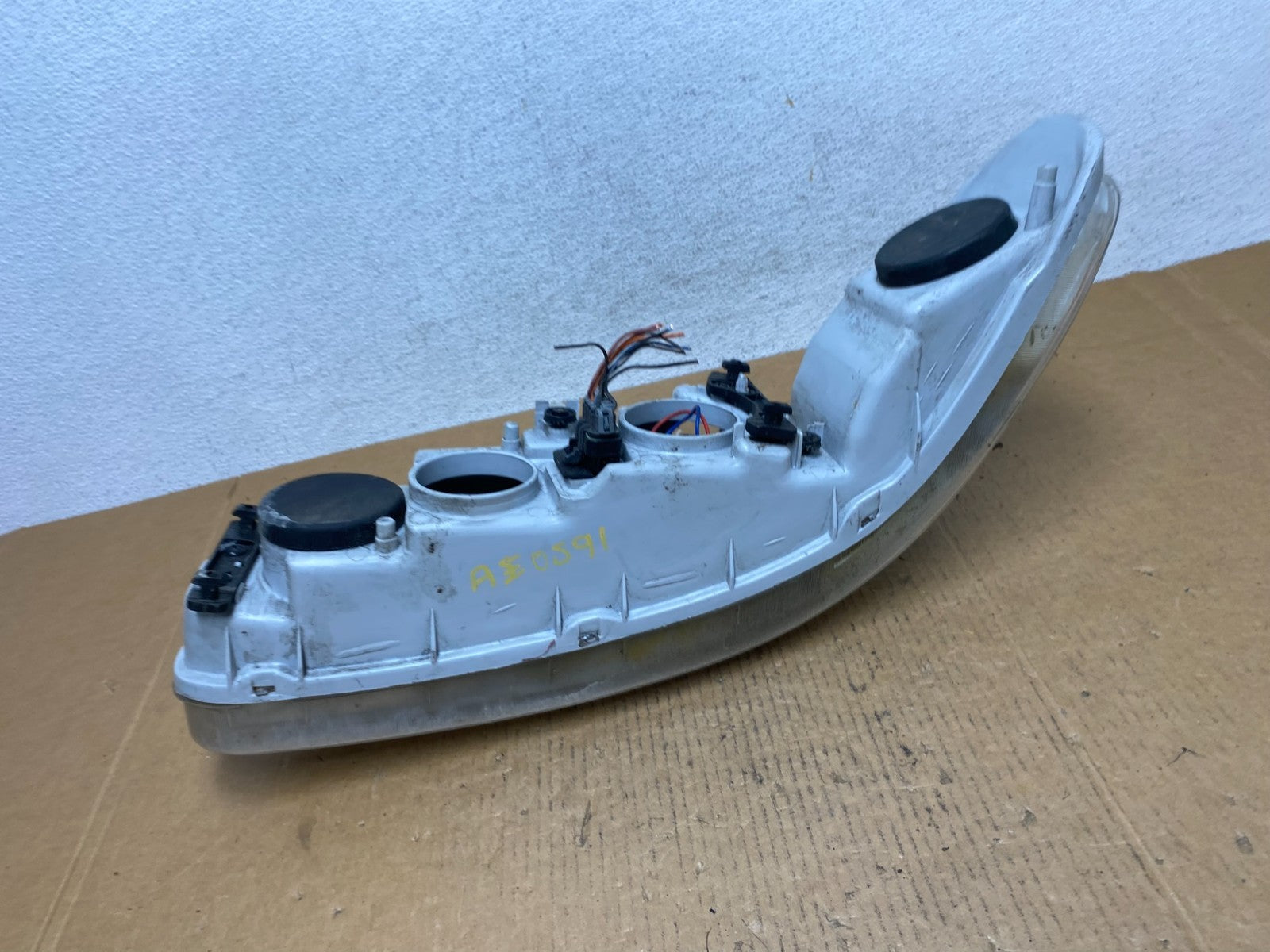 1997-2005 Buick Century Right Passenger RH Side Headlight Halogen AE0591 DW6