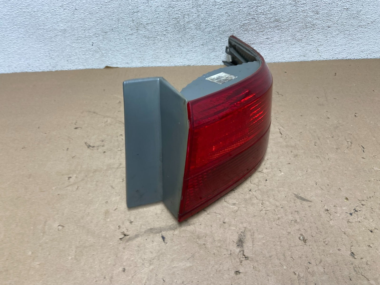 2005 Honda Accord Right Passenger Rh Side Tail Light AG43912