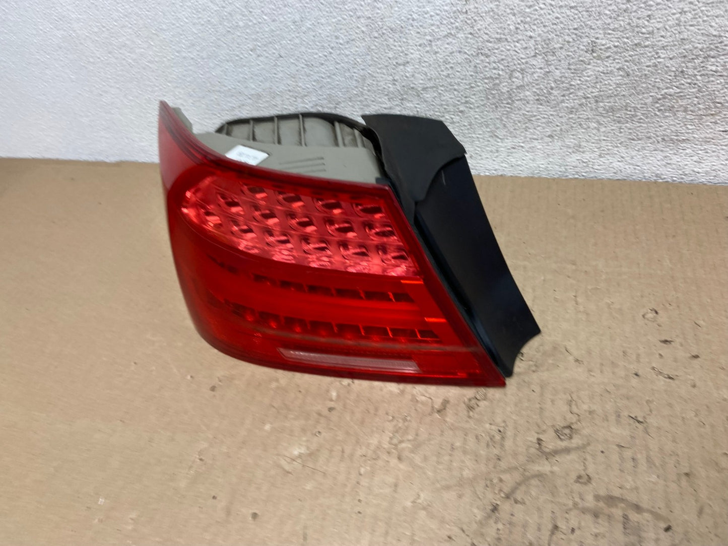 2011 - 2013 BMW 3 Coupe 328i 335i M3 E92 Left Driver Tail Light AG5950 LK1