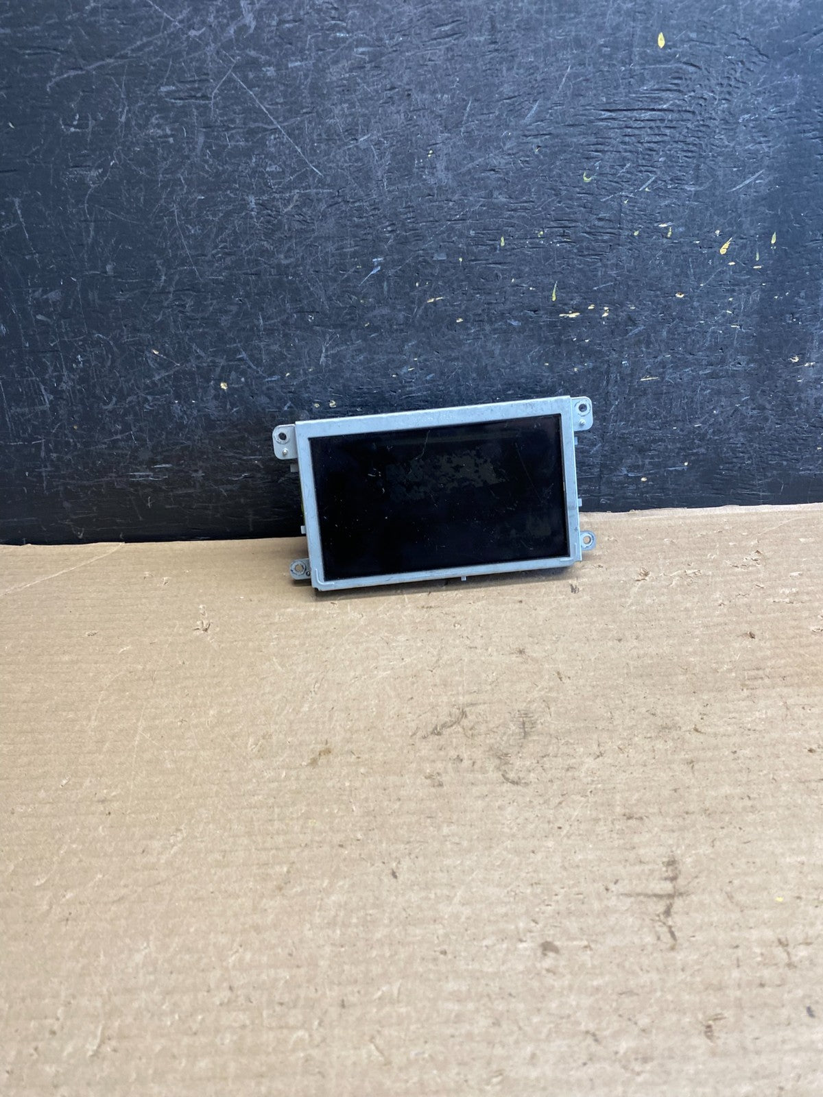 2010 - 2014 Audi Q5 A4 Radio Navigation Screen Display AH3882 DG0