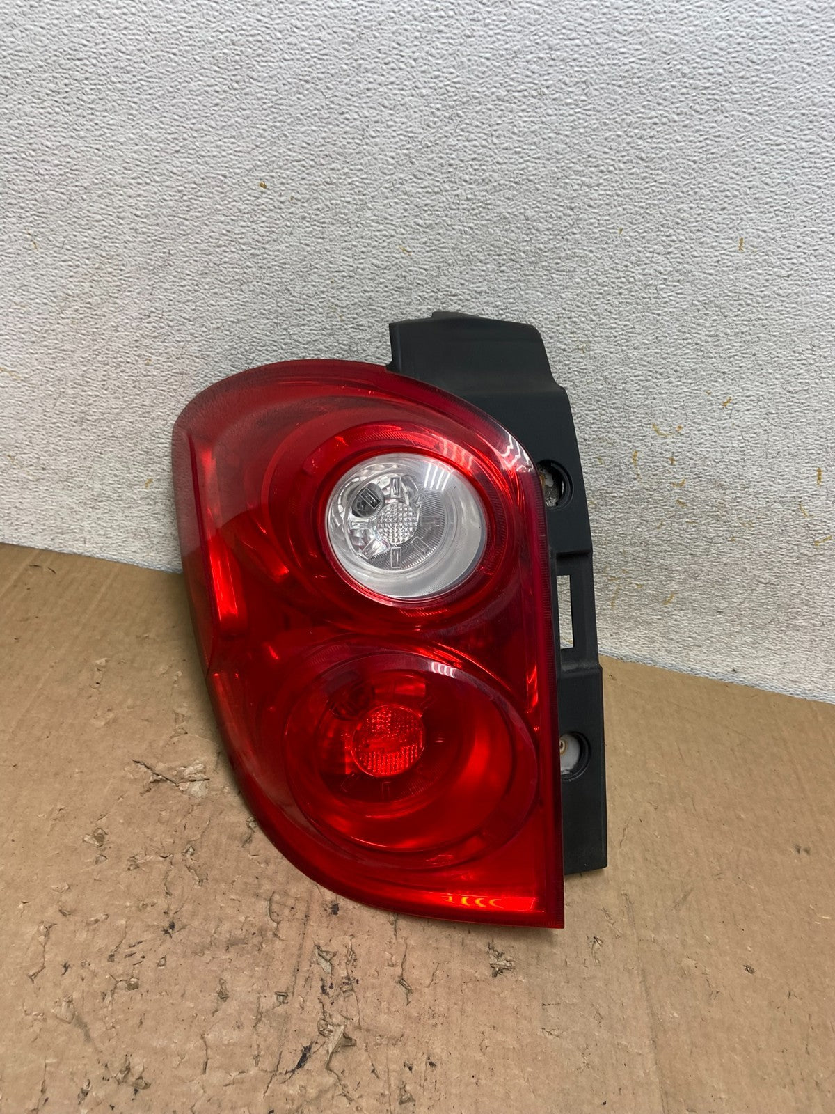 2010 to 2015 Chevrolet Equinox Left Driver Lh Side Tail Light AI9376 LK0