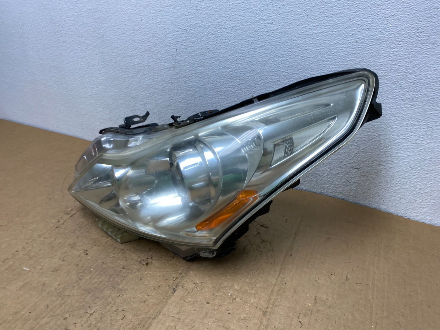 Sedan 4Door 2010 to 2013 Infiniti G37 Left Driver Headlight Xenon AD0553 DW1