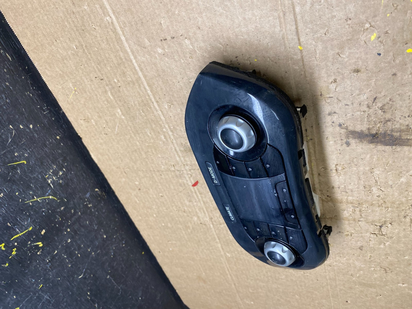 2011 2012 2013 Nissan Juke  A/C Temperature Climate Control W9643 DG3