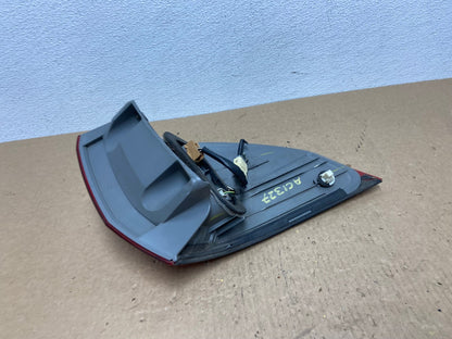 2006 - 2010 Toyota Sienna Right Passenger Side Tail Light AC1327 LK4