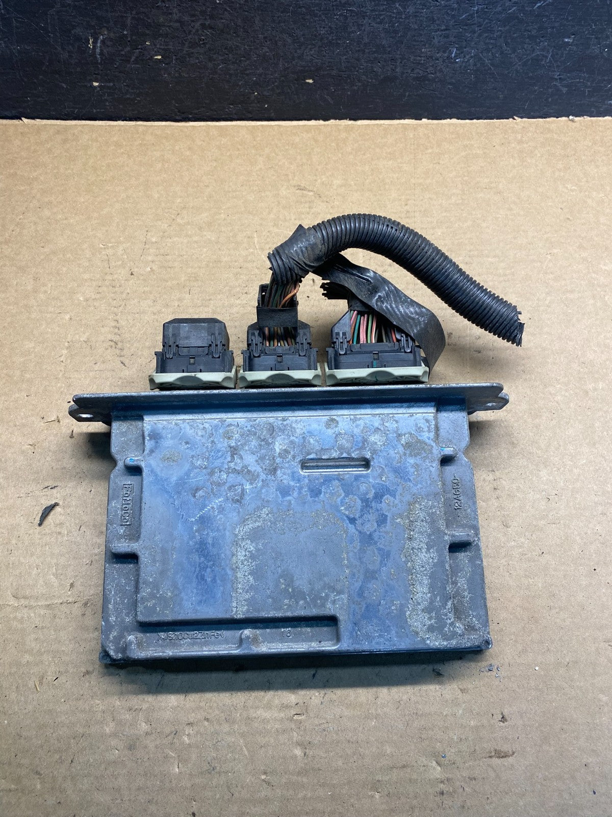 2008 Ford Van E-Series 5.4L Engine Control Module 8C2A-12A650-APB ECU AD9986 DW0