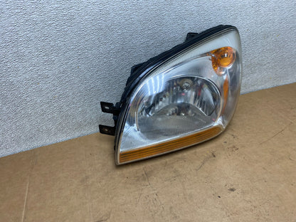 2005 to 2006 Kia Sportage Left Driver LH Halogen Headlight OEM X3767 DW2