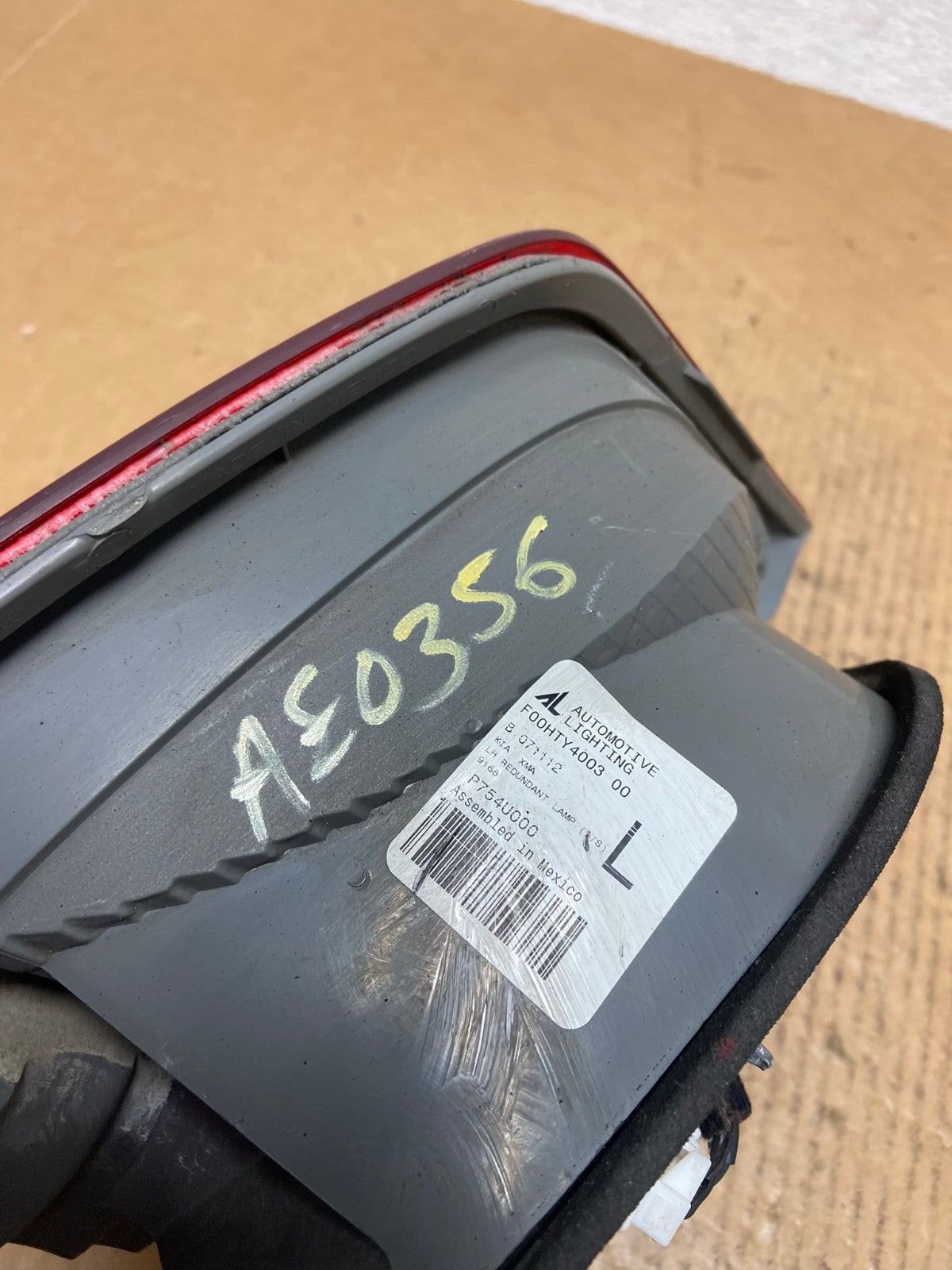 2011 2012 2013 Kia Sorento Left Driver Lh Inner Tail Light AE0356 LK6