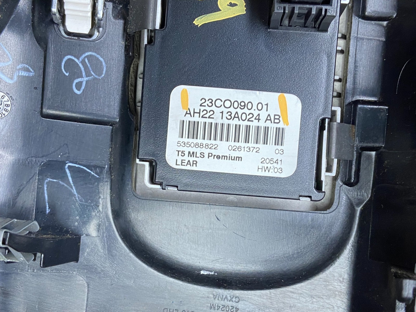 2010-2013 Land Rover Lr4 Headlight Control Switch W/ Bezel Trim Y2389 DG6