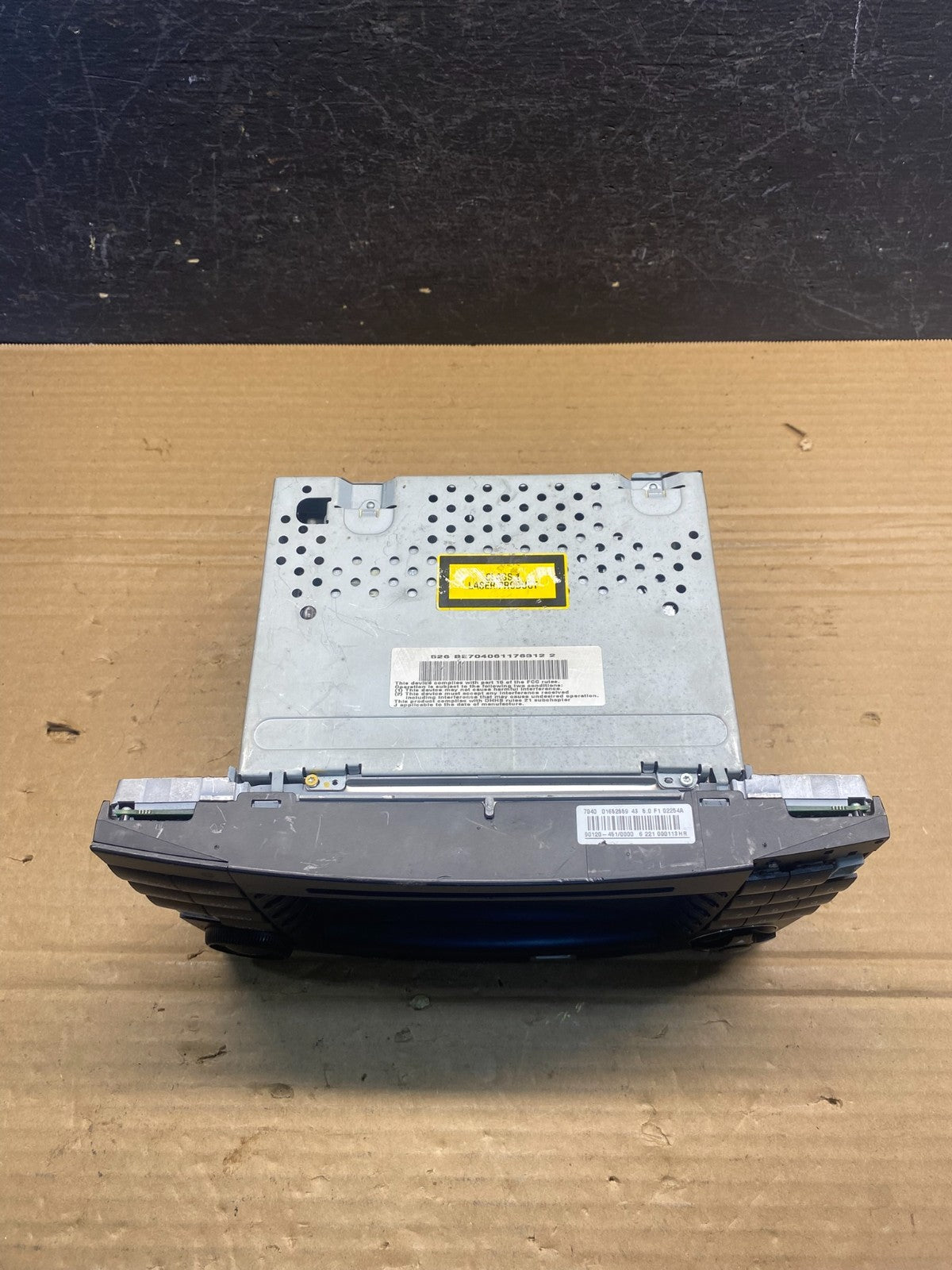 2003-2006 Mercedes Benz W211 E350 E500 Radio Screen Navigation Display AE4789 DG3