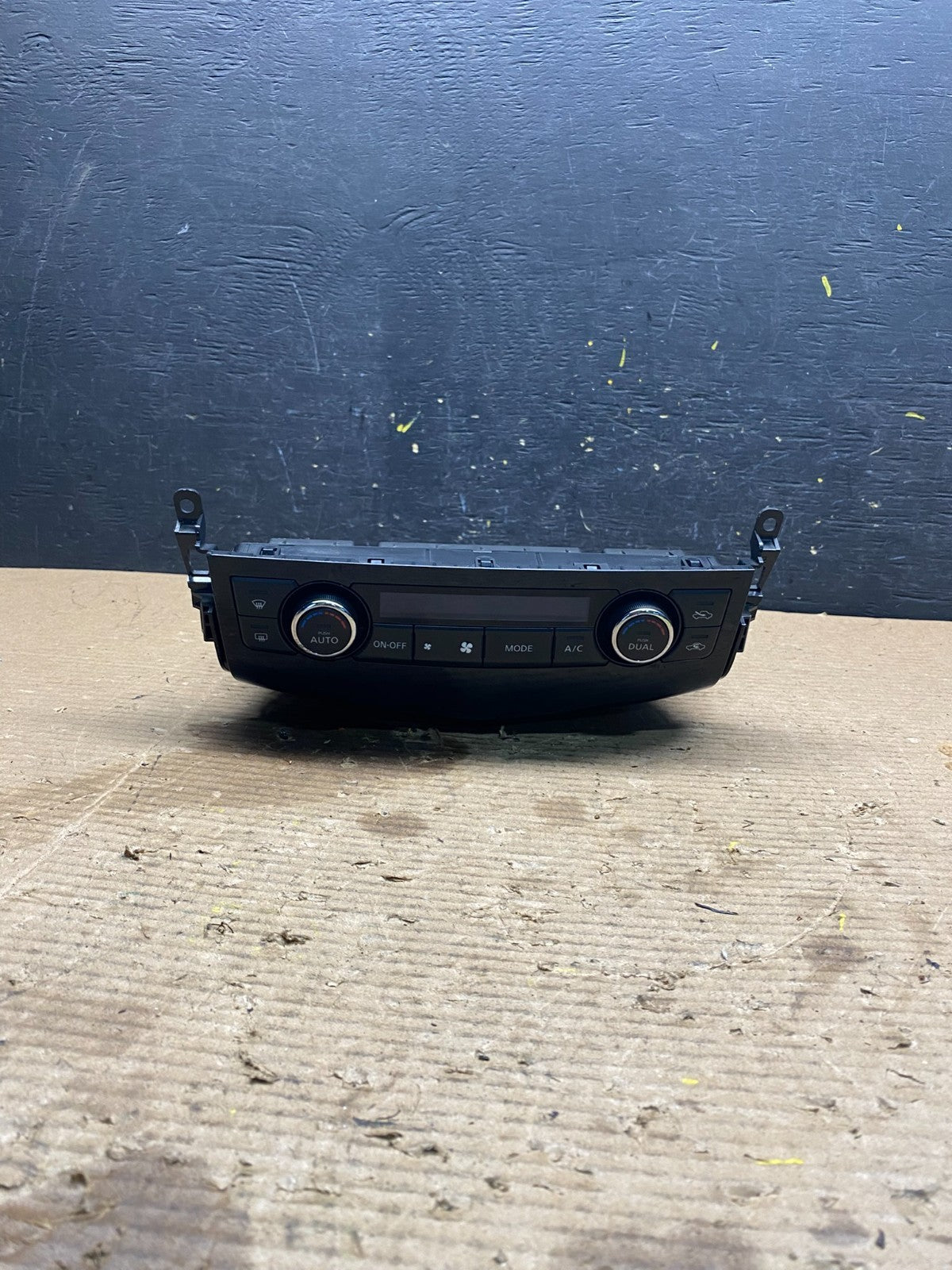 2013 2014 2015 Nissan Altima A/C Temperature Climate Control R2698 DG0