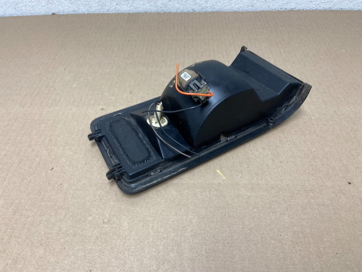 1989 to 1993 Cadillac Deville Front Left Driver LH Turn Signal AG5819 DG4