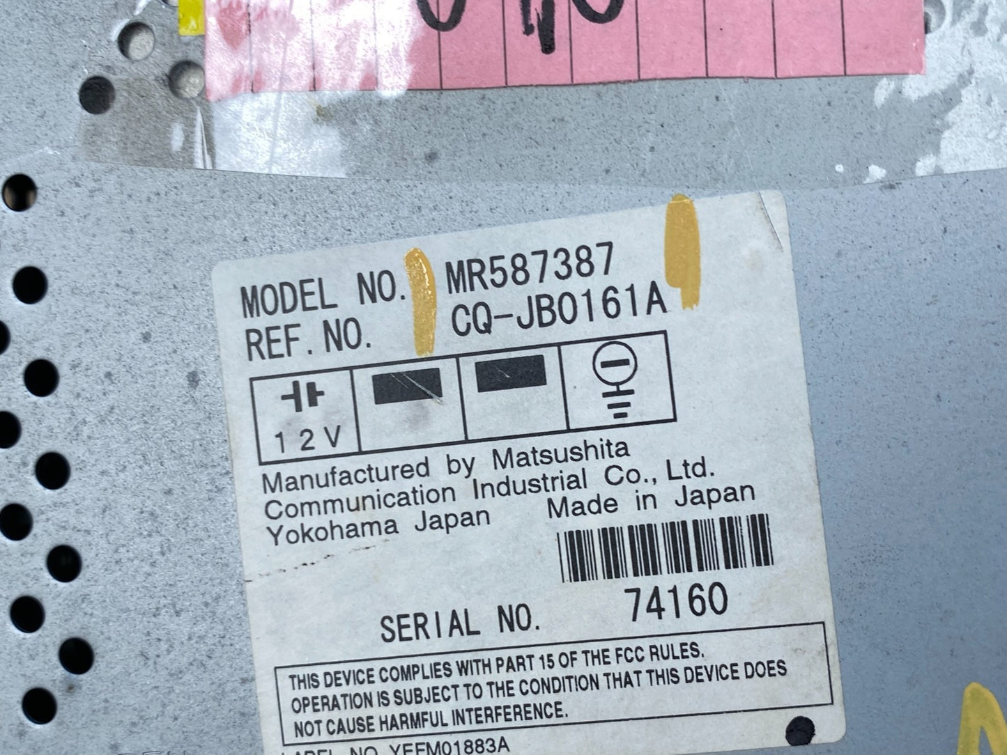2004 to 2006 Mitsubishi Montero Audio Equipment Radio Receiver AB95246