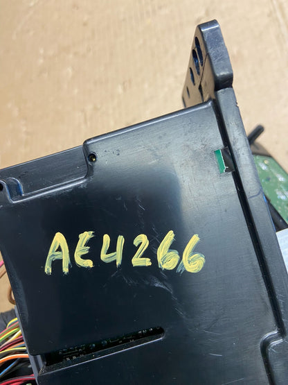 2003 to 2006 Lincoln Town Car Climate Control Panel ae4266 DG5
