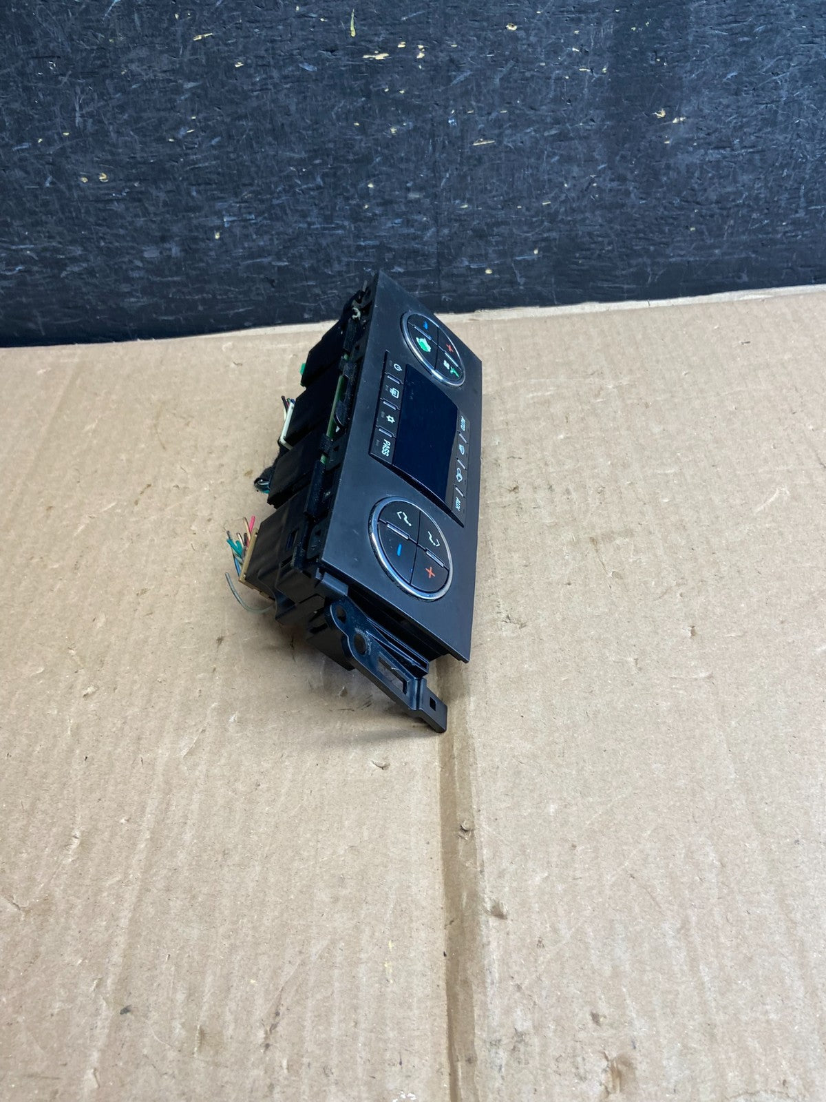 2007-2011 GMC Yukon Tahoe Automatic Climate Temperature Temp Control AH5584 DW2