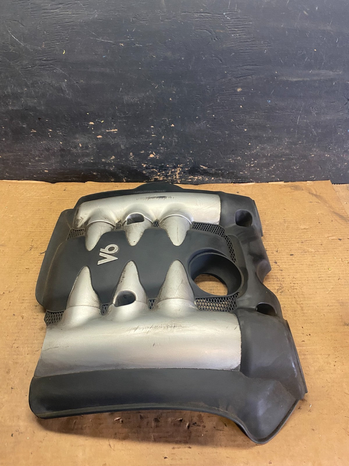 2006 to 2008 Kia Sedona V6 3.8L Engine Motor Cover  Oem S1176 DG3