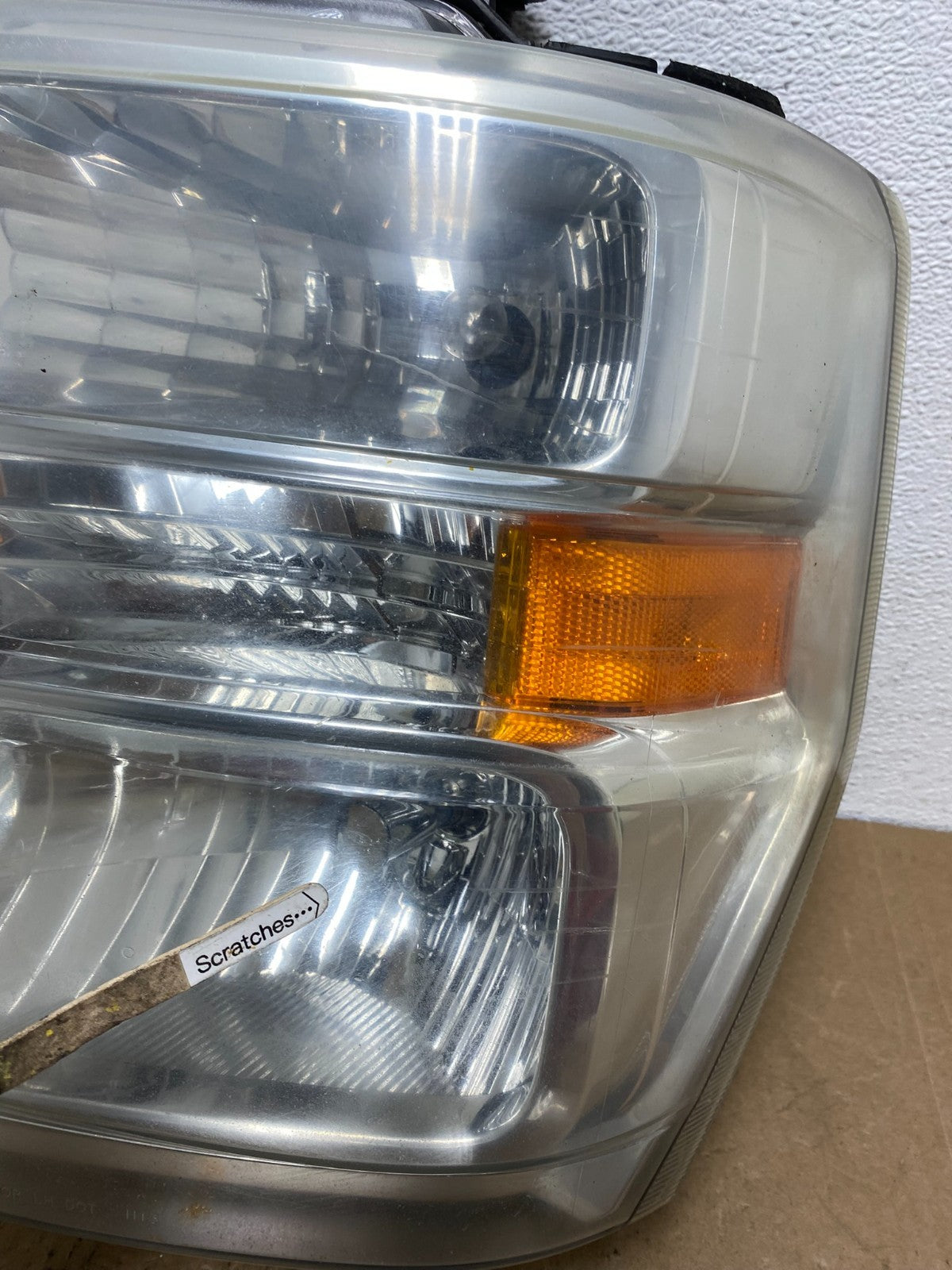 2008-2014 Ford Econoline E150 E250 E350 Left Driver LH Headlight AC6043 DW3
